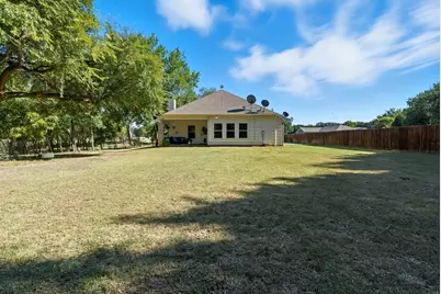 104 Candis Court, Springtown, TX 76082 - Photo 31