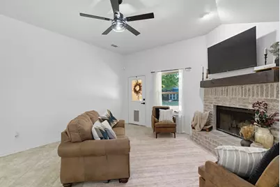 104 Candis Court, Springtown, TX 76082 - Photo 17