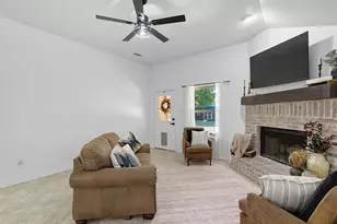 104 Candis Ct, Springtown, TX 76082 - Photo 17