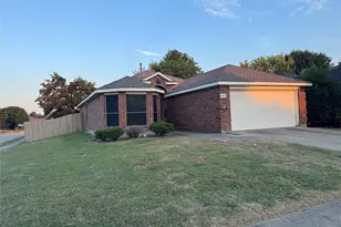 1401 Hill Lockwoods Dr, McKinney, TX 75072 - Photo 5