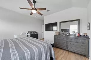 10450 Ft Clark Trl, Crowley, TX 76036 - Photo 17