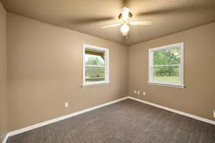 322 S E County Rd 3124A, Corsicana, TX 75109 - Photo 29