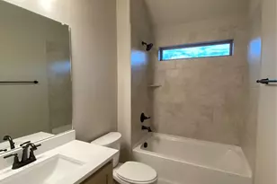 415 Aldred St, Greenville, TX 75401 - Photo 5