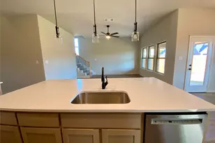 415 Aldred St, Greenville, TX 75401 - Photo 13