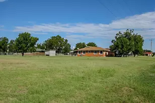 1008 Harris St, Mingus, TX 76463 - Photo 19