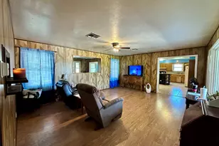 1008 Harris St, Mingus, TX 76463 - Photo 5