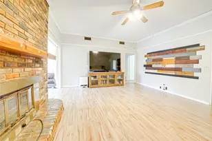 802 Sandy Trail Dr, Allen, TX 75002 - Photo 5