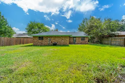 105 Briar Lane, Waxahachie, TX 75165 - Photo 25