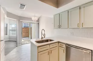 14151 Montfort Dr, Dallas, TX 75254 - Photo 13