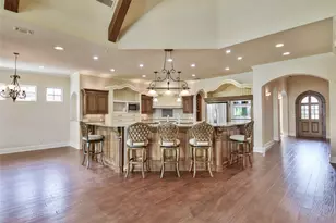 2613 Waters Edge Dr, Granbury, TX 76048 - Photo 9