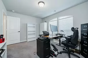 1912 Sunflower Dr, Glenn Heights, TX 75154 - Photo 21