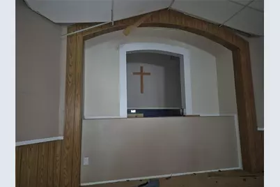 506 Sanders Street, Bowie, TX 76230 - Photo 7