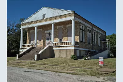 506 Sanders Street, Bowie, TX 76230 - Photo 1