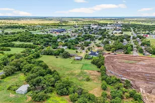 102 N 9th St, Gunter, TX 75058 - Photo 3