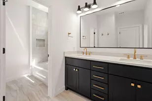 554 Kirkwood Dr, Dallas, TX 75218 - Photo 31