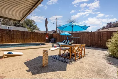 2404 Crestview Circle, Irving, TX 75062 - Photo 5