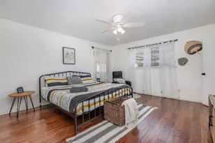 2404 Crestview Cir, Irving, TX 75062 - Photo 17