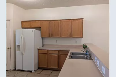 3503 Cydnie Ann Court, Arlington, TX 76014 - Photo 5