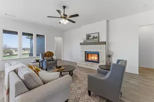 404 Hayden Faith Ct, Springtown, TX 76082 - Photo 13