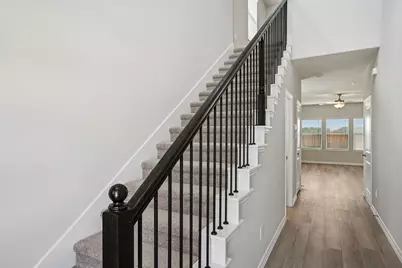 507 Clover Creek Drive, Princeton, TX 75071 - Photo 7