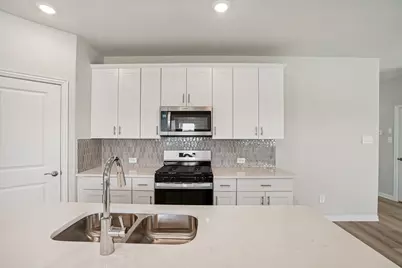 507 Clover Creek Drive, Princeton, TX 75071 - Photo 3