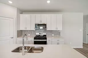 507 Clover Crk Dr, Princeton, TX 75071 - Photo 3