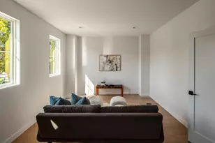 10321 Lanshire Dr, Dallas, TX 75238 - Photo 13