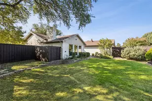 6005 Berry Trail Ct, Dallas, TX 75248 - Photo 27