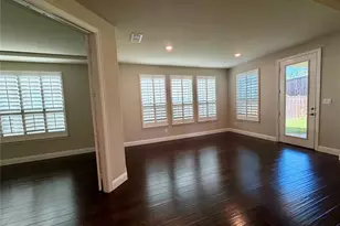 2705 Walnut Creek Ln, The Colony, TX 75056 - Photo 9