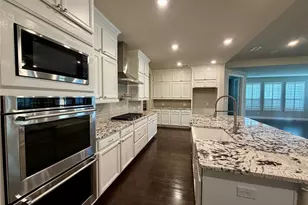 2705 Walnut Creek Ln, The Colony, TX 75056 - Photo 7