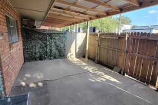 3520 Parkridge Dr, Dallas, TX 75234 - Photo 9