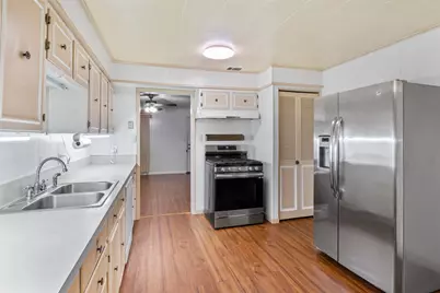 310 Larry Drive, Irving, TX 75060 - Photo 9