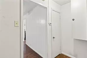 310 Larry Dr, Irving, TX 75060 - Photo 17