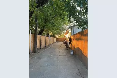 2265 Evans, Fort Worth, TX 76104 - Photo 5