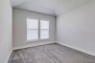 2704 Lucky Ln, Dallas, TX 75241 - Photo 15