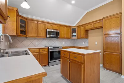 1110 Springhill Street, Waco, TX 76705 - Photo 13