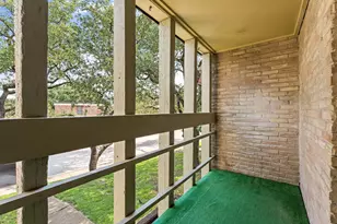 5924 Birchbrook Dr, Dallas, TX 75206 - Photo 25