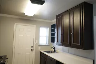 502 NE 19th St, Grand Prairie, TX 75050 - Photo 15