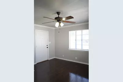 502 NE 19th Street, Grand Prairie, TX 75050 - Photo 29