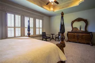 7905 Hallmark Dr, North Richland Hills, TX 76182 - Photo 21