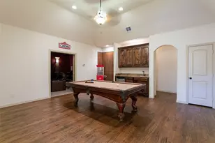 7905 Hallmark Dr, North Richland Hills, TX 76182 - Photo 27