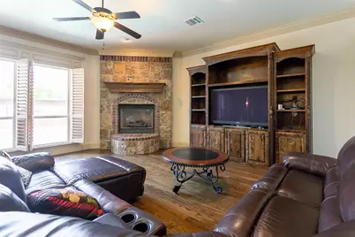 7905 Hallmark Drive, North Richland Hills, TX 76182 - Photo 11