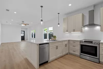 505 Lottie Street, Waco, TX 76704 - Photo 9