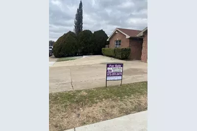 4443 Falls Drive, Dallas, TX 75211 - Photo 1