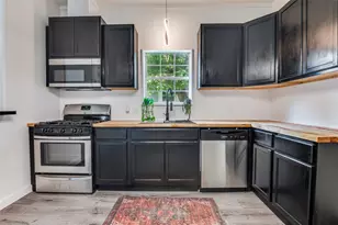 811 S 18th St, Corsicana, TX 75110 - Photo 7