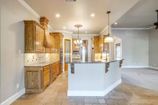 9549 Dickson Rd, Fort Worth, TX 76179 - Photo 17