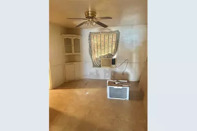 1016 N Howeth Street, Gainesville, TX 76240 - Photo 3