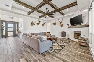 525 Ford Flts, Springtown, TX 76082 - Photo 3