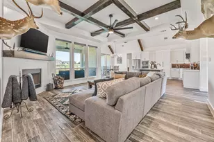 525 Ford Flts, Springtown, TX 76082 - Photo 9