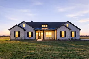 2020 Co Rd 200, Valley View, TX 76272 - Photo 1